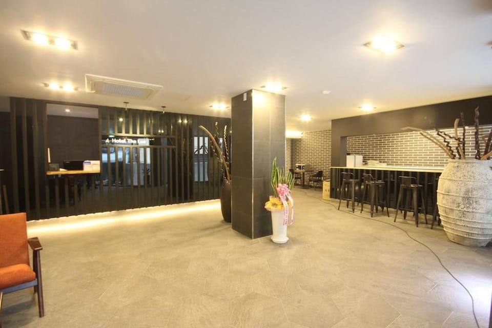 Hotel the Lua Nampo Motel in Busan