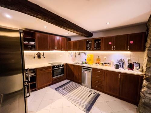 The Base- balance hub Hotel in Veliko Tarnovo