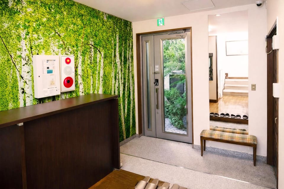 Arbor House Inn in Japan