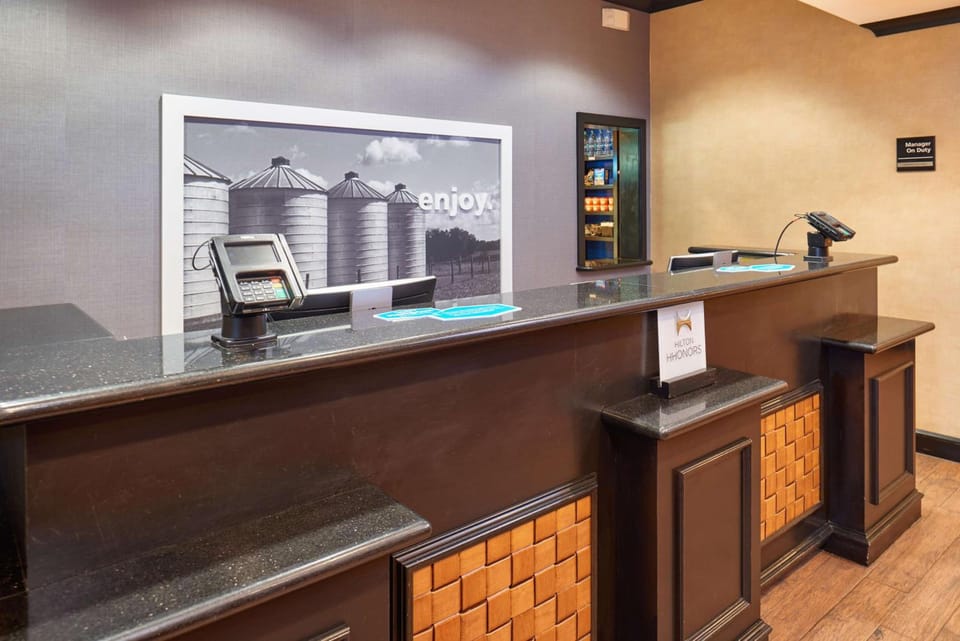 Hampton Inn & Suites Waco-South Hotel in Waco