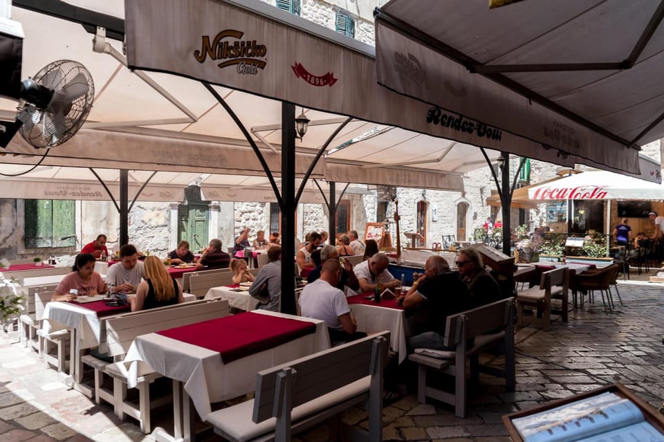 Hotel Rendez Vous Hotel in Kotor