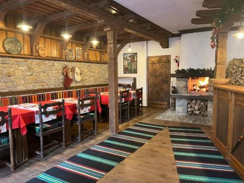Кондеви къщи Hotel in Blagoevgrad Province