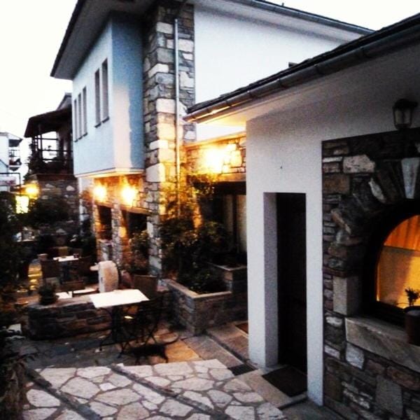 Victoria's Country Apartments Hotel in Magnesia Prefecture, Greece