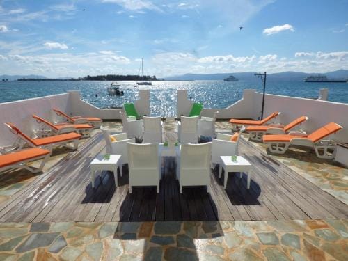 Villa Belmar Self-Catered Apartments Hotel in Euboea