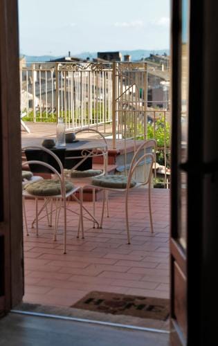 Appartamento Le Palme con terrazze in centro Hotel in San Gimignano