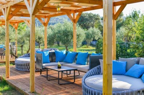 Villas Velizarius Hotel in Halkidiki