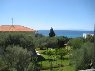 Petradaki Apartments Hotel in Halkidiki