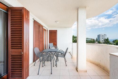 Apartments Mrs Brightside Hotel in Split