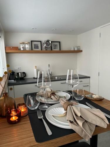 The Lighthouse Cabin Lodge in Noordwijk