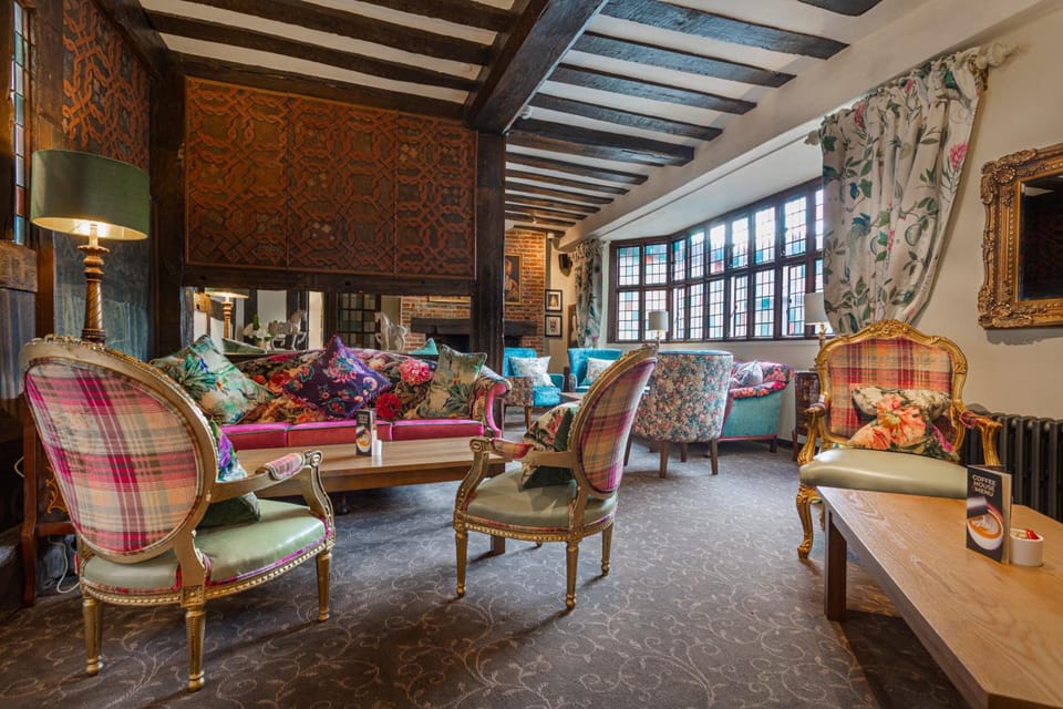 The White Horse Hotel, Romsey, Hampshire - The Coaching Inn Group Hotel in Test Valley District
