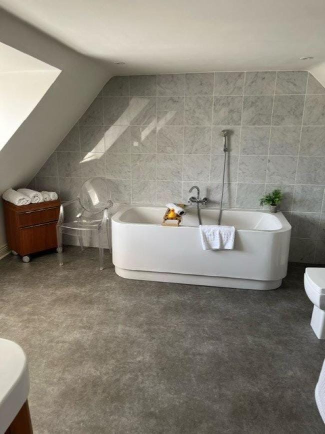 The White Horse Hotel, Romsey, Hampshire - The Coaching Inn Group Hotel in Test Valley District