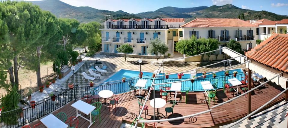 Theofilos Classic Hotel Hotel in Decentralized Administration of the Aegean