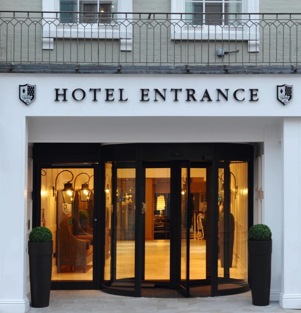 Macdonald Windsor Hotel in Windsor