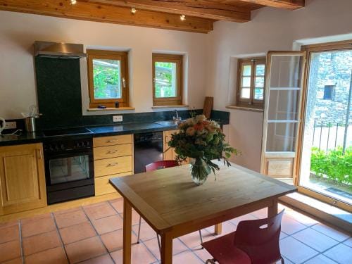 Ecovillage Sanctuary Bordei Resort in Canton of Ticino
