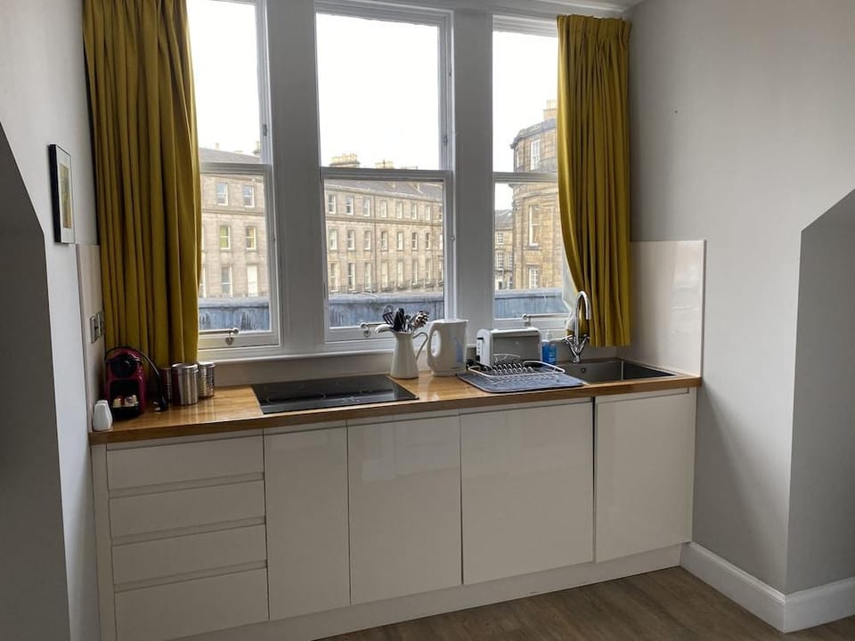 Haymarket Apartments Hotel in Edinburgh
