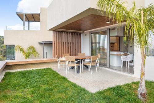 DOMUS AESTAS Luxury Residences Hotel in Crete