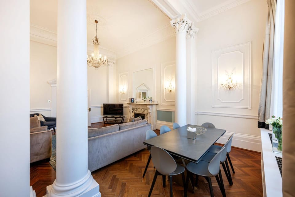 Queensgate Court Apartments Apartment hotel in City of Westminster