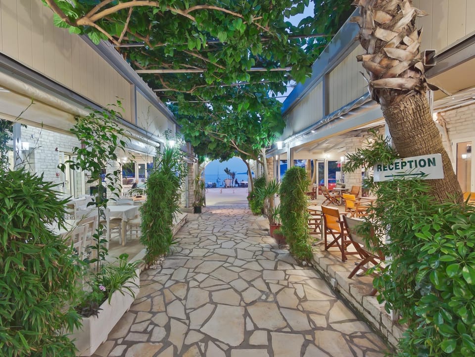 Rouda Bay Beach Hotel Hotel in Lefkada, Lefkada Municipality, Greece