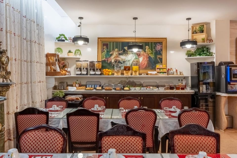 HOTEL ROYAL Paris Ivry Hotel in Île-de-France