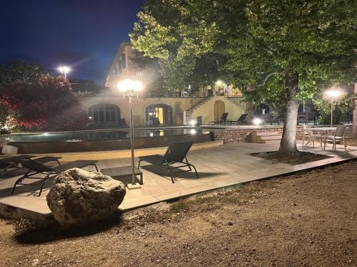 BASTIDE DU DEFENDS Hotel in Pertuis