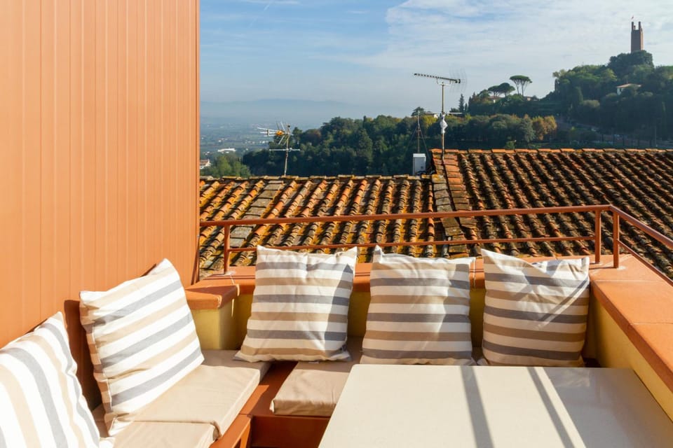 PALAZZO ESSENZA Hotel in Tuscany