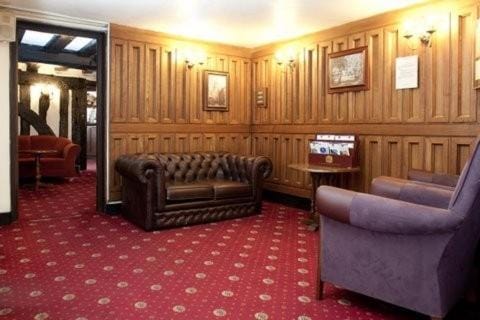 Roebuck Inn Hotel in Stevenage