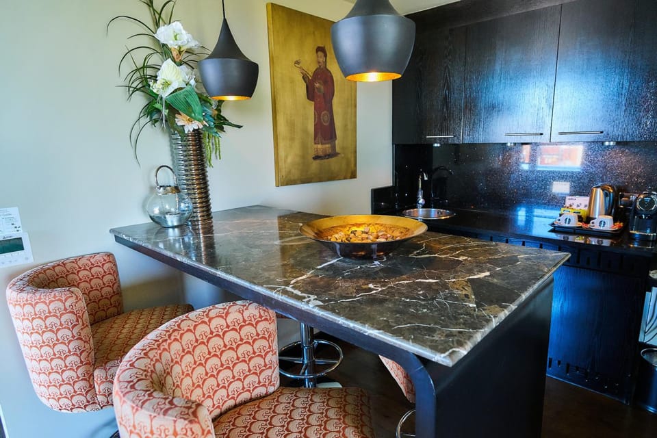 Bar/lounge