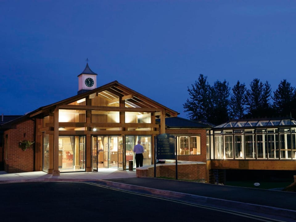 Macdonald Hill Valley Hotel, Spa & Golf Resort Hotel in Wales