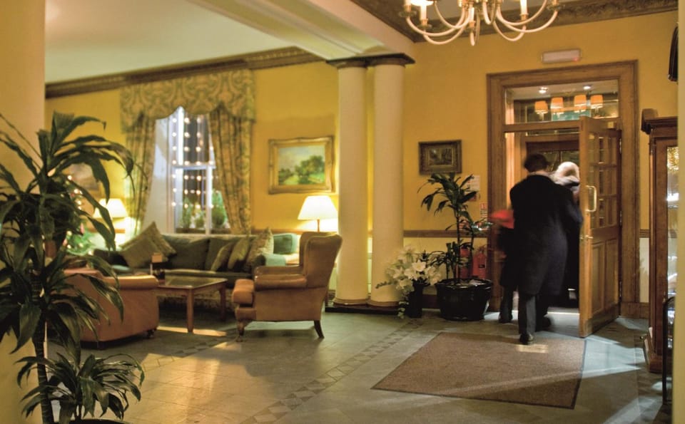 Macdonald Crutherland House Hotel in East Kilbride
