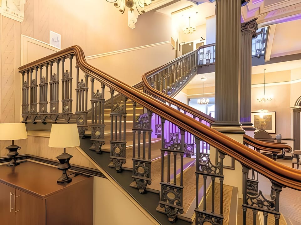 Macdonald New Blossoms Hotel, Chester Hotel in Chester