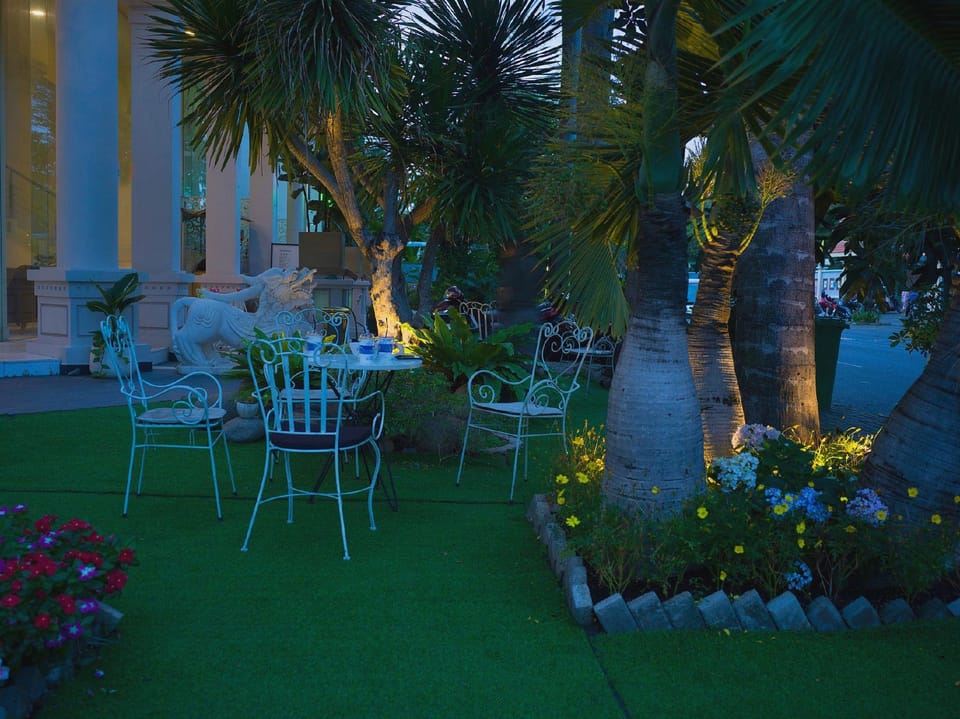 Collection O Sunshine Garden Hotel - Near SECC Hotel in Ho Chi Minh City