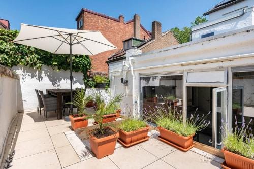 Logement viphouse Valkenburg Hotel in Limburg (province)