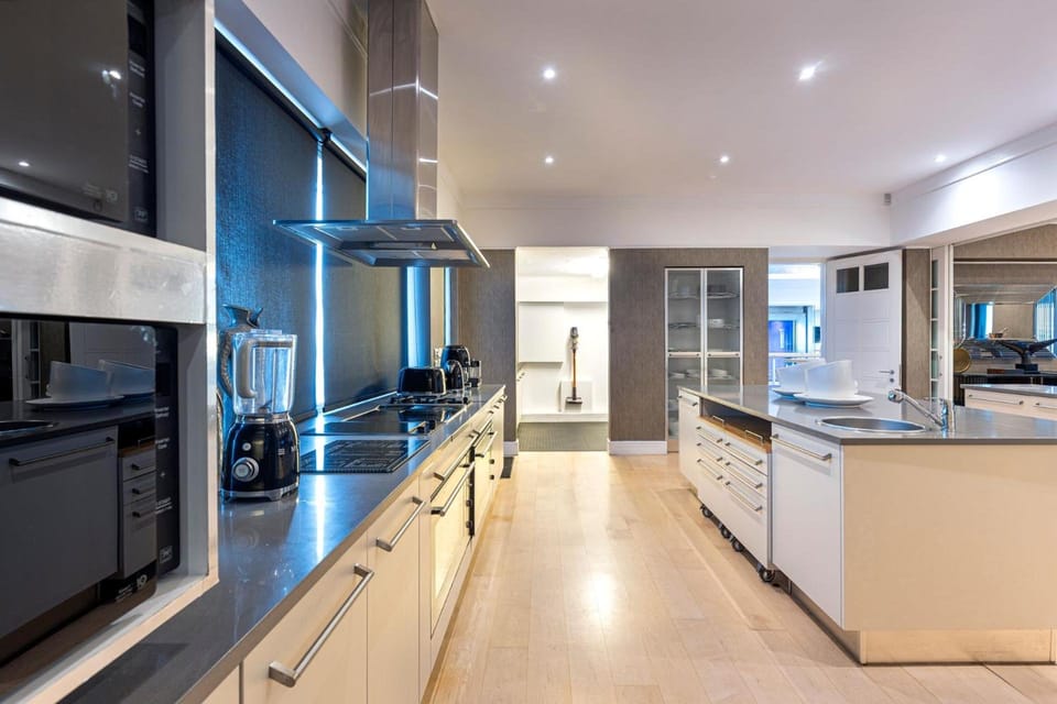 Clifton Mansion Villa Hotel in Cape Town