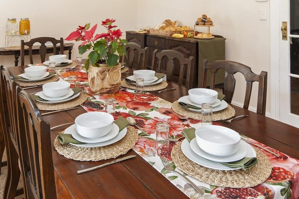 Cliff Cottage Guesthouse Hotel in Hermanus