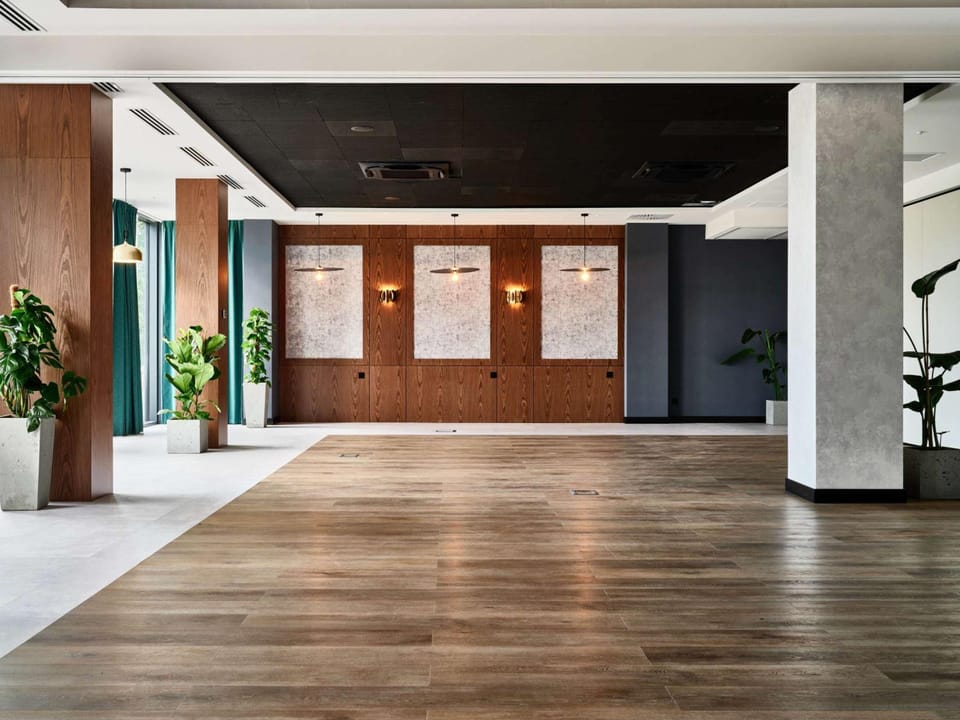 Business center