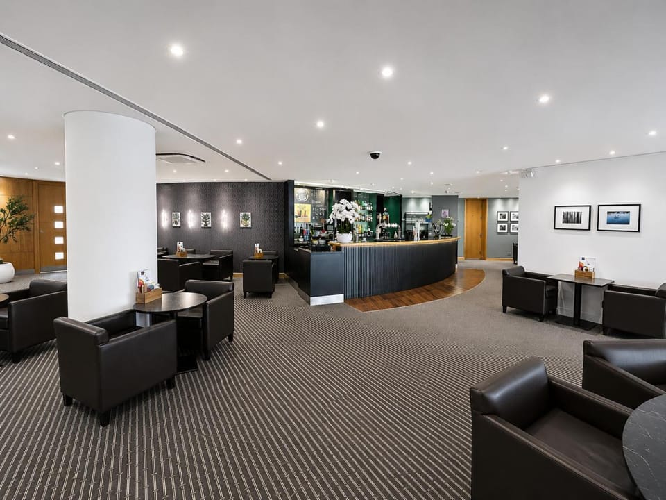 Bar/lounge