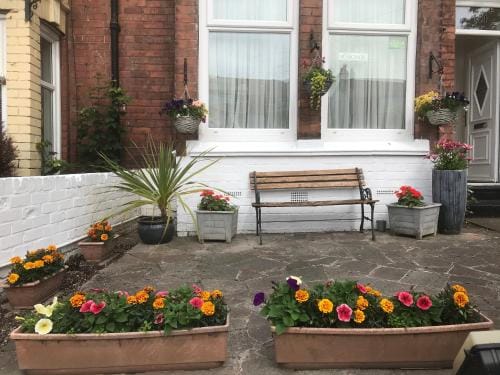 Dolphin Guesthouse Hotel in Scarborough