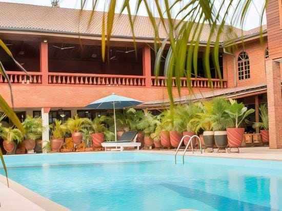 Coconut Grove Regency Hotel Hotel in Accra