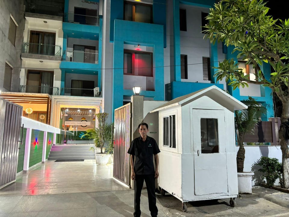 Asian Suites Hotel in Gurugram