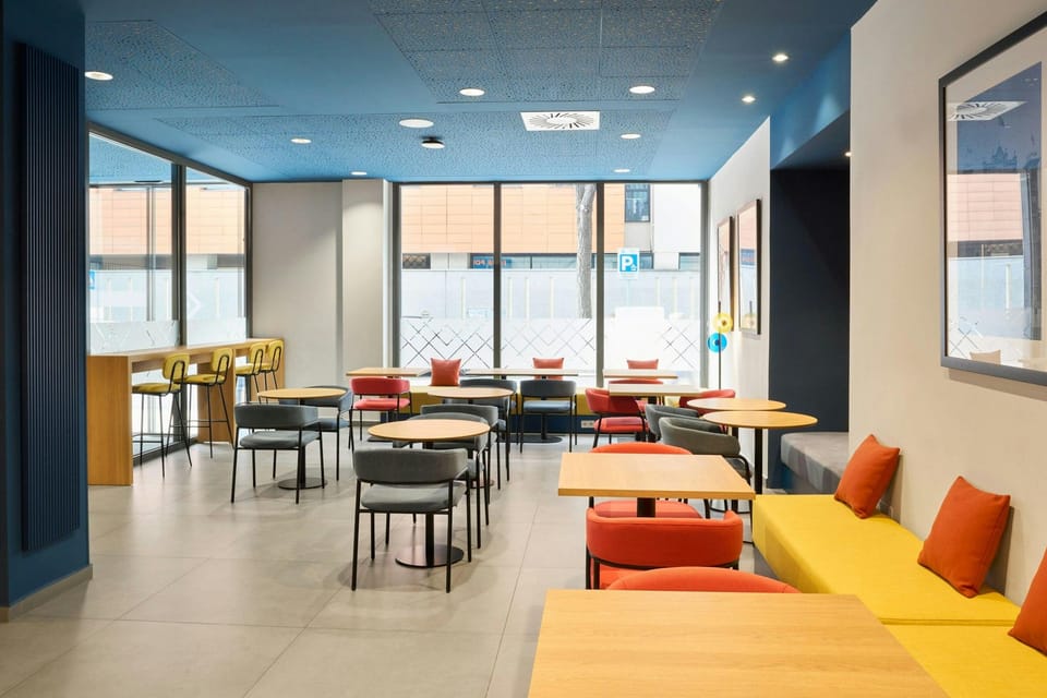 Four Points Flex by Sheraton Madrid Atocha Hostel in Madrid