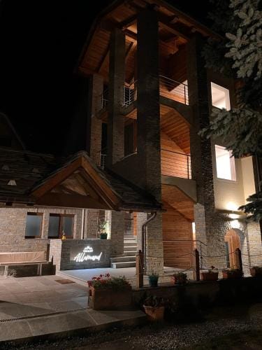 Chalet ALLEMAND Hotel in Sauze d'Oulx