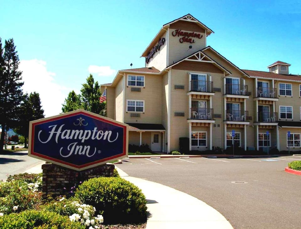 Hampton Inn Ukiah CA Hotel in Ukiah
