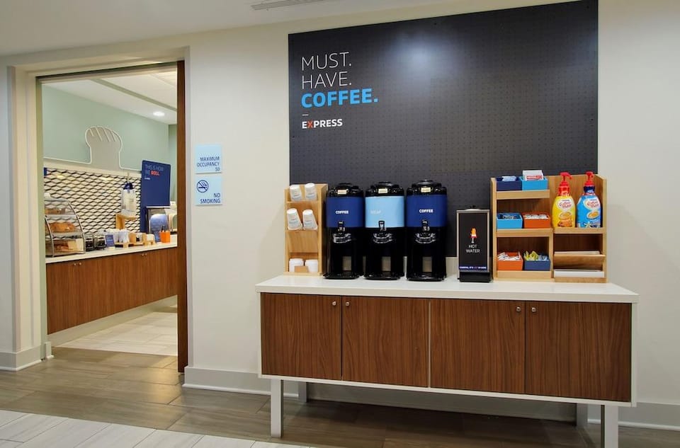 Holiday Inn Express Sacramento Airport Woodland by IHG Hotel in Woodland
