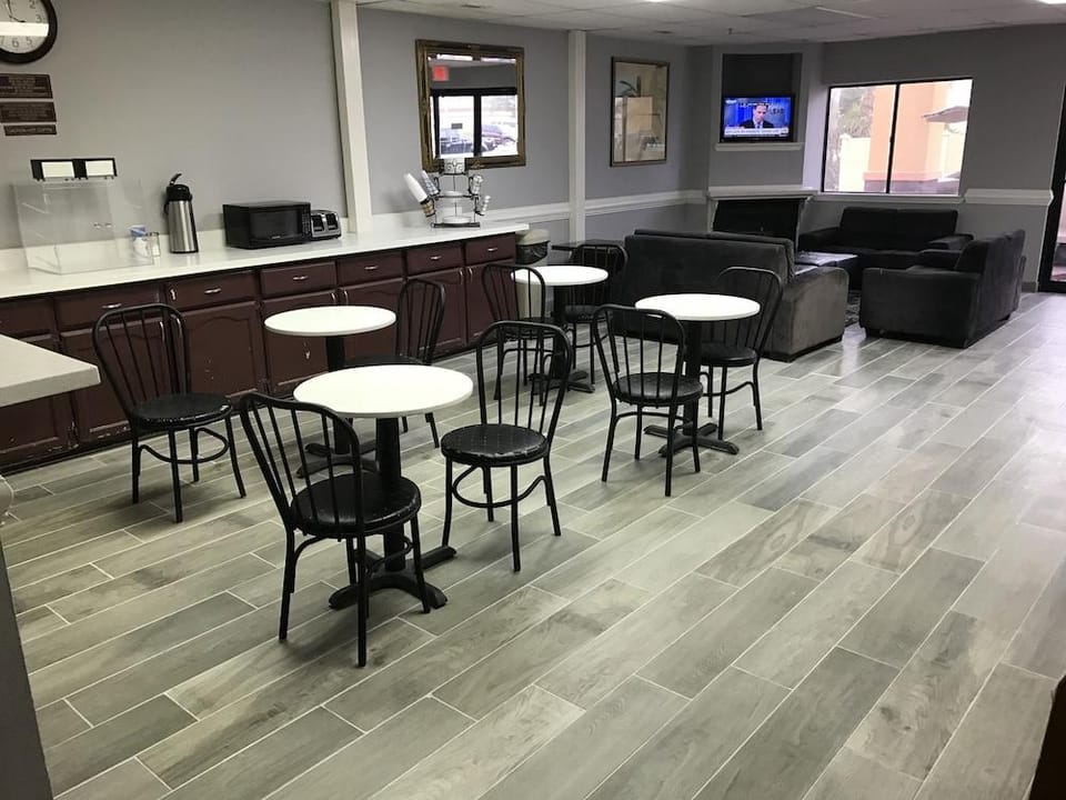 Express Inn Hotel in Weslaco