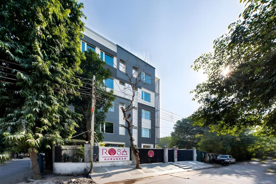 ROSASTAYS Gurugram Sec 31 Hotel in Gurugram