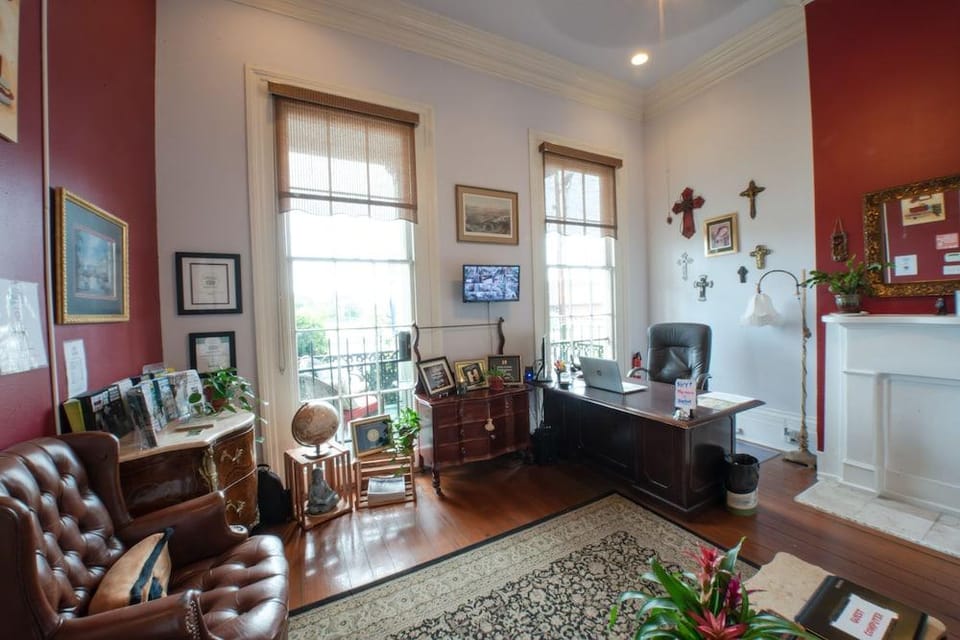 Auberge Nouvelle Orleans Hostel Hotel in Warehouse District