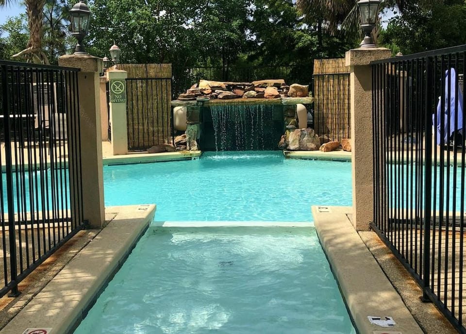 WeStay Suites - Covington Mandeville Hotel in Mississippi