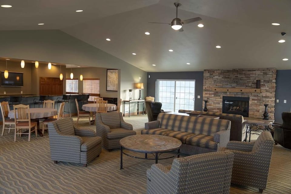 Raintree's Sandcastle Hotel in Birch Bay
