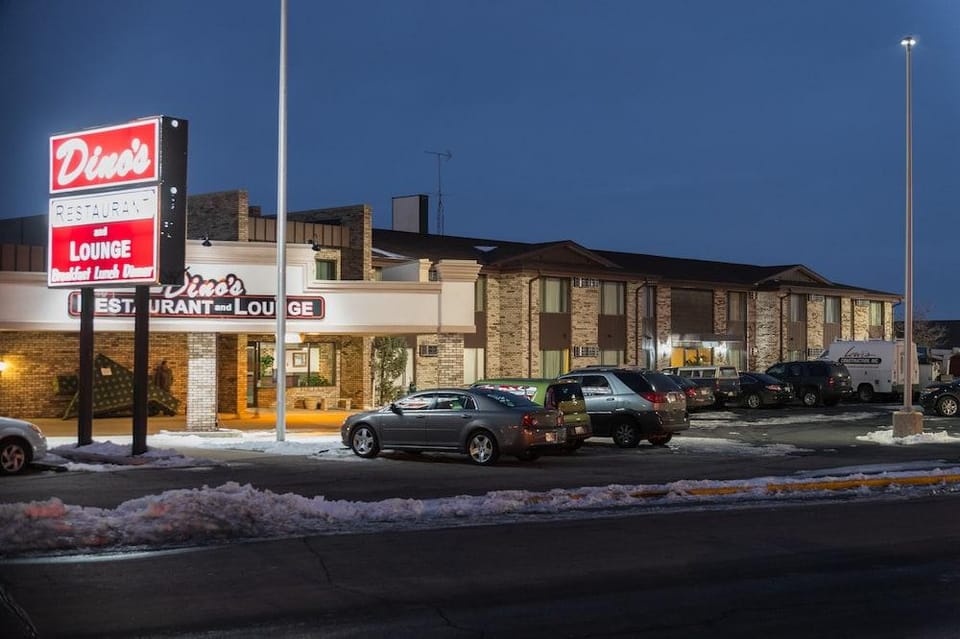 The Ridge Hotel Portage Hotel in Wisconsin