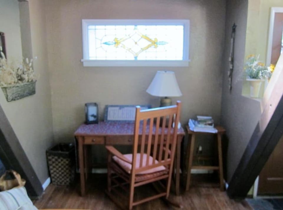 Always Inn Idyllwild Vacation Cottages Hotel in Idyllwild-Pine Cove